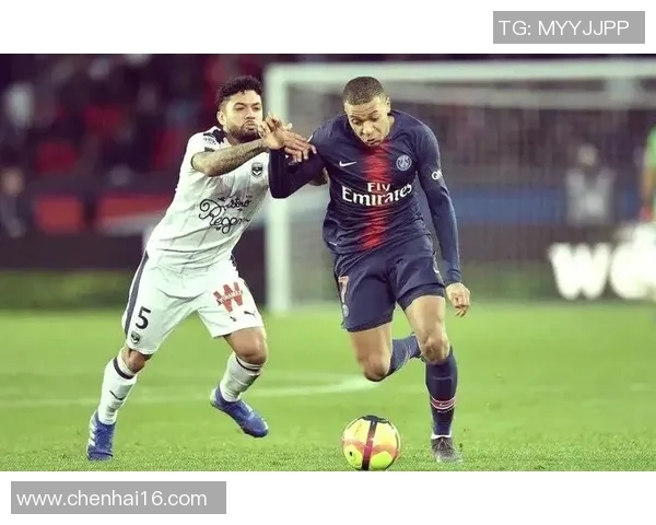 足球明星精彩瞬间帽子戏法的经典图片合集