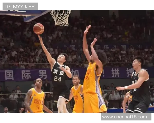 中国男篮对阵墨尔本精彩赛事回顾与精彩瞬间分享