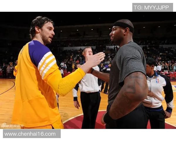 小加索尔与考辛斯的对决谁将成为NBA赛场的统治者